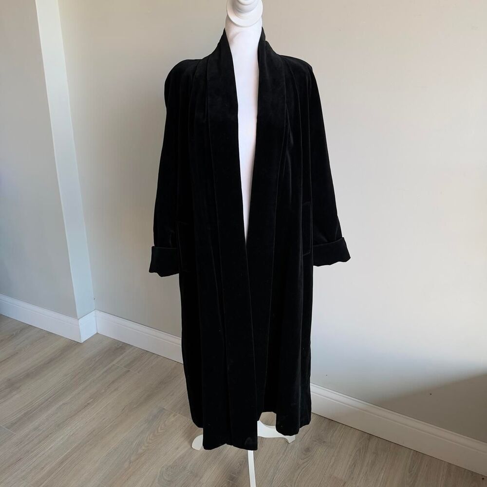JS Collections Women's Small Black Velvet Long Opera Coat Vintage Old Money Glam